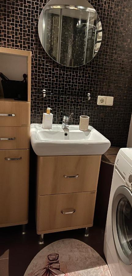 Provence Style Apartment In Old Town Klaipėda Dış mekan fotoğraf