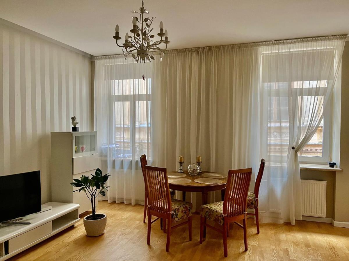 Provence Style Apartment In Old Town Klaipėda Dış mekan fotoğraf